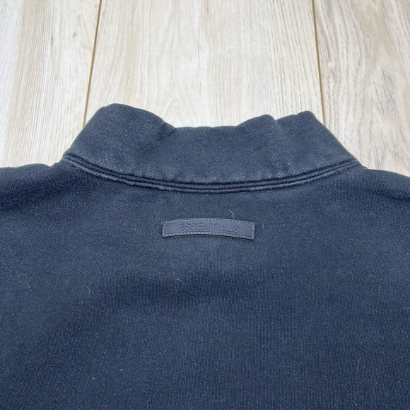 Fear of God Essentials Crewneck Relaxed Fit Black Mens Size Small Logo Authentic - Picture 10 of 16